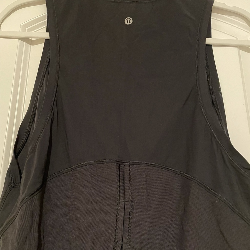 Lululemon Tank - Picture 4 of 4